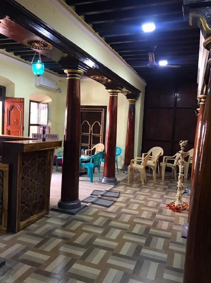 Hotel Anandhiram Heritage Karaikal Esterno foto